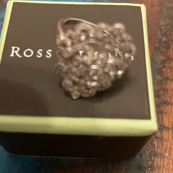 Diamond Cluster Ring - Picture 4 of 8